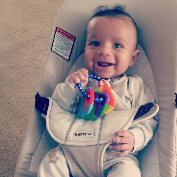 Meet your Posher, Chaya - Picture 8 of 8